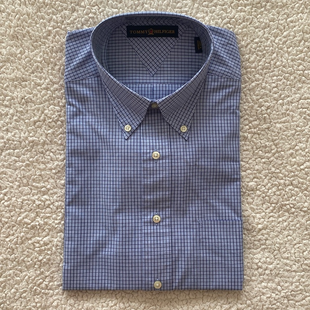 *NWT* Tommy Hilfiger Men’s Dress Shirt